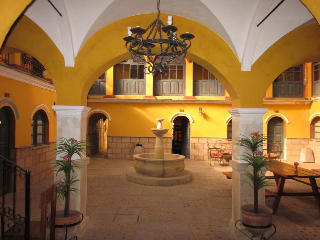 Hostal La Casona โปโตซี ภายนอก รูปภาพ
